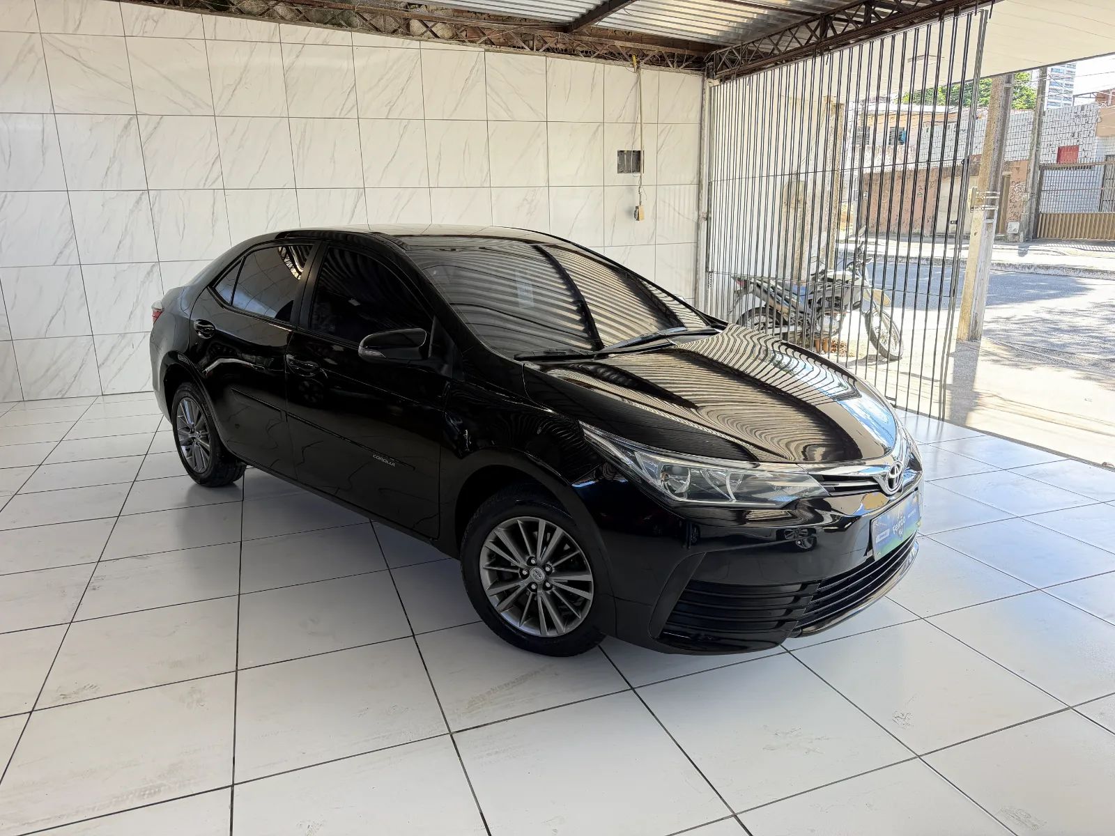 Toyota Corolla GLi Upper 1.8 Automático
