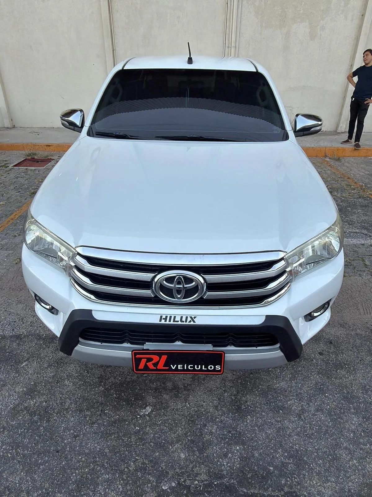 Toyota Hilux CD SRV 2.8 Turbo Diesel 4x4 Automática