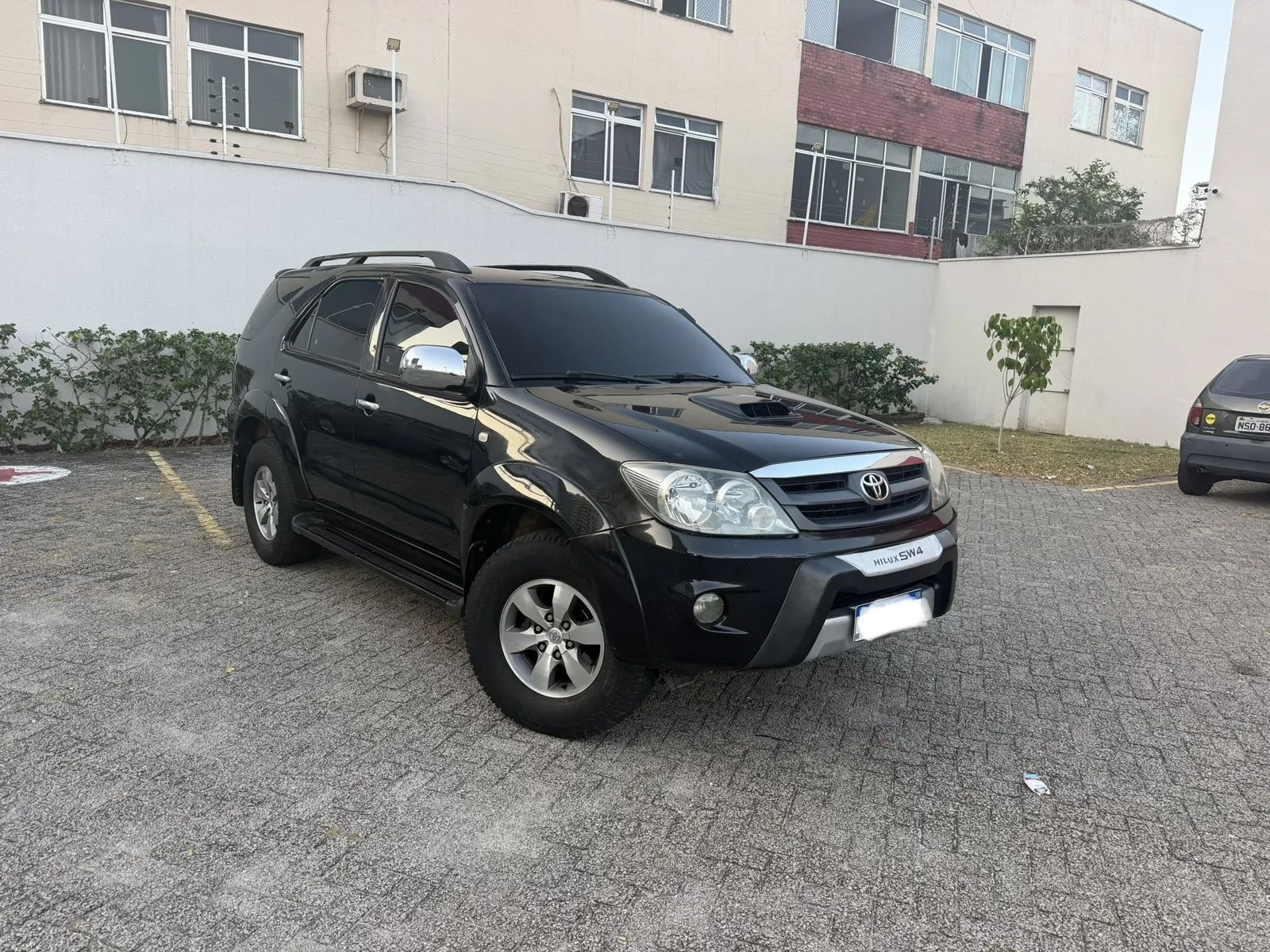 Toyota Hilux SW4 3.0 Turbo Diesel 4x4 Automática 2008
