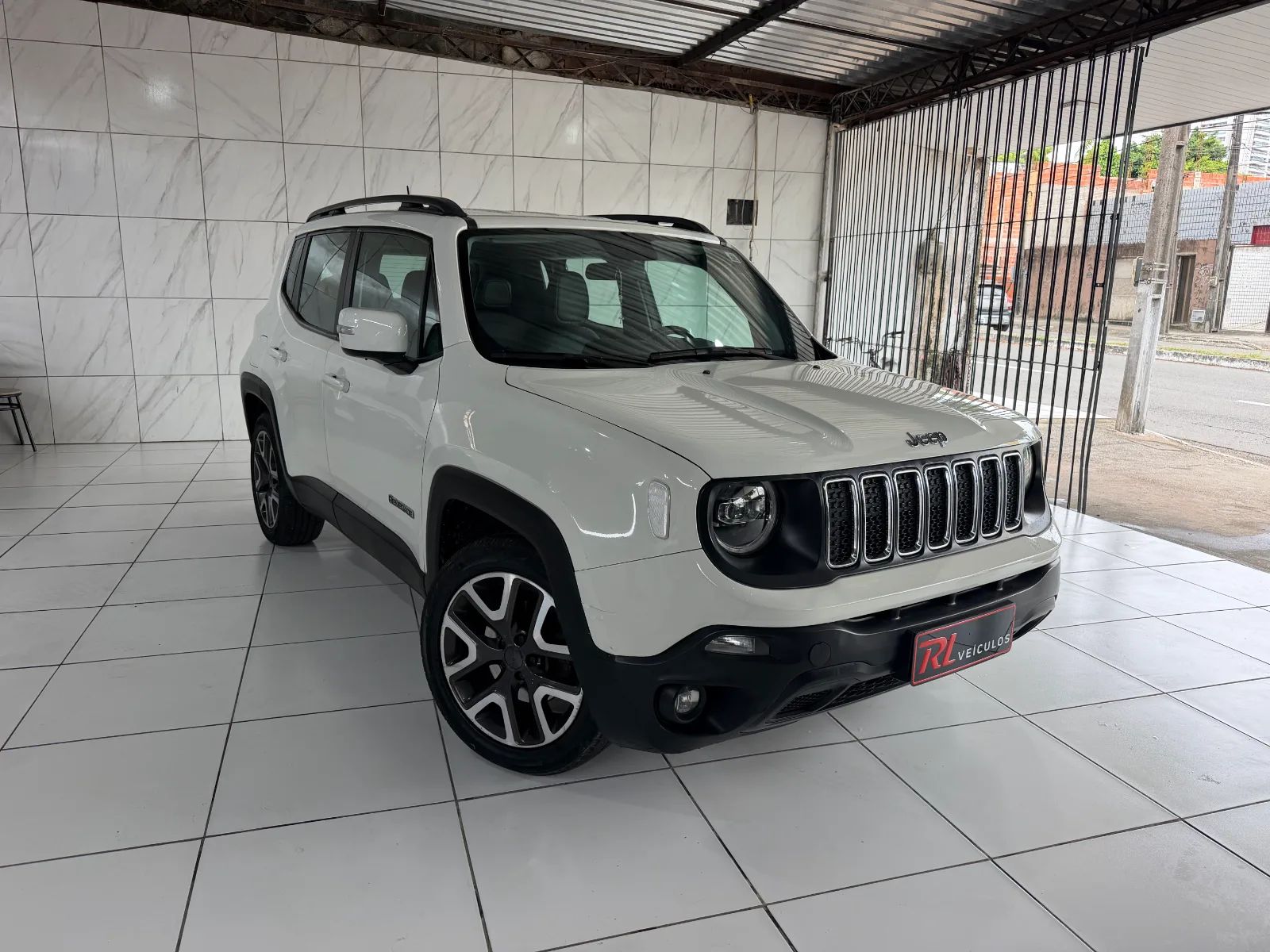 Jeep Renegade Longitude 1.8 Flex Automático